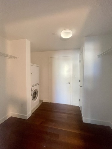 80-82 Fenwood Road, Boston, Massachusetts 02115, 1 Bedroom Bedrooms, 5 Rooms Rooms,1 BathroomBathrooms,Condo,For Sale,Fenwood,1036