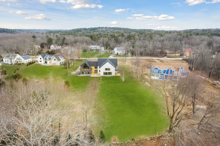 4 Lowland Farm Road, Essex, Massachusetts 01929, 5 Bedrooms Bedrooms, 10 Rooms Rooms,4.5 BathroomsBathrooms,Single Family,For Sale,Lowland Farm,1043